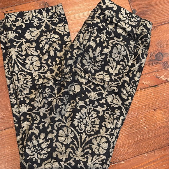 Lafayette 148 pants/jeans, size 8 (see measurements) - Picture 4 of 5